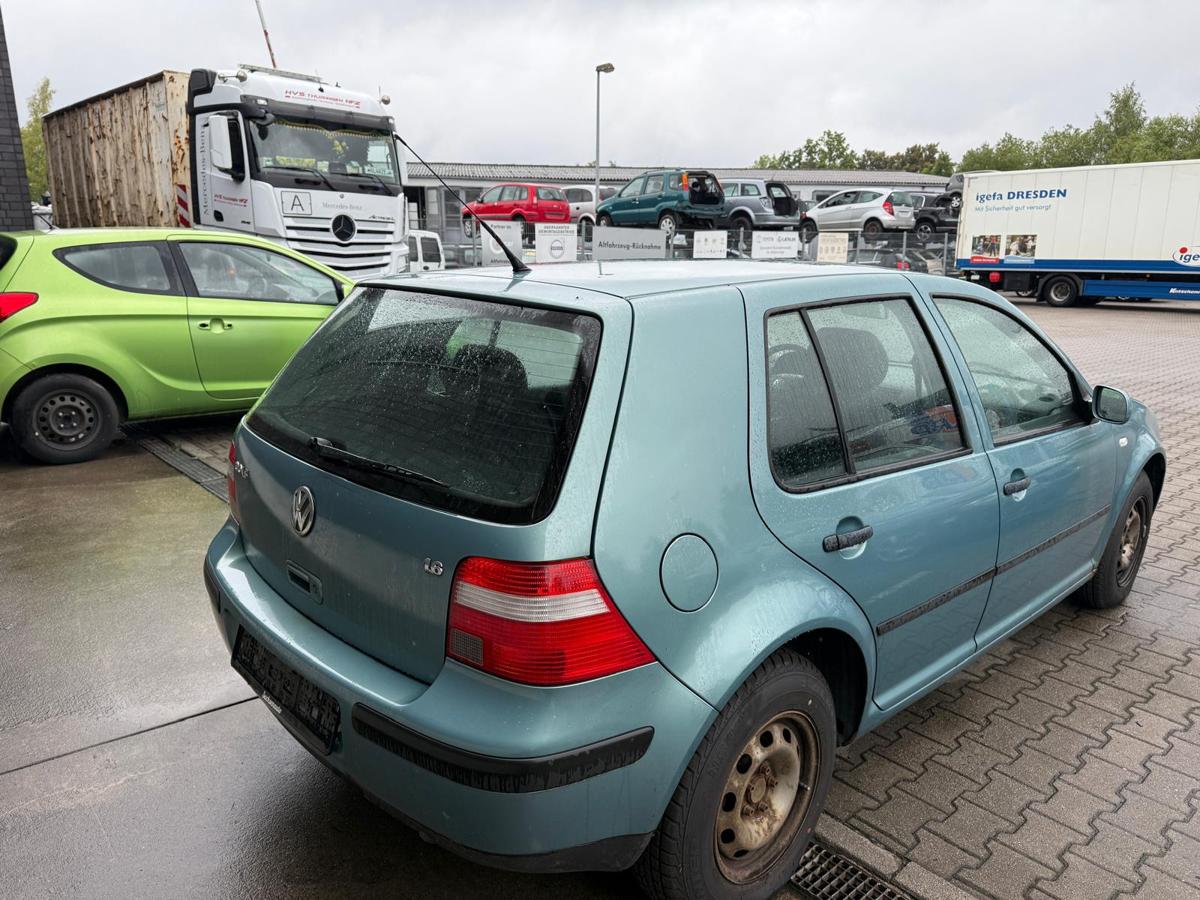 VW Golf 4 original Motorhaube LB6N Elegancegrün Metallic BJ03